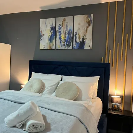 Indigo Apartment